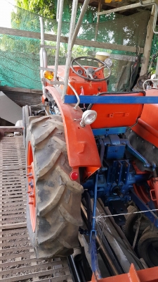 รถไถ คูโบต้า L2600