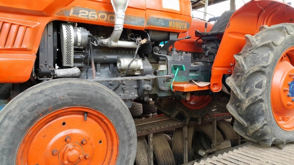 รถไถ คูโบต้า L2600