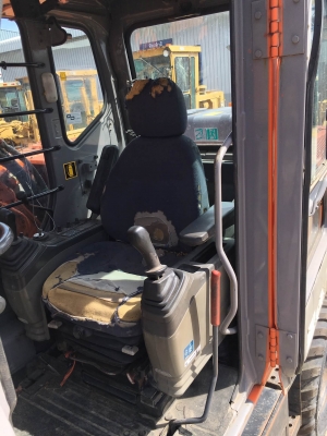 รถขุดล้อยาง Hitachi ZX130W สต็อกนำเข้าจากญี่ปุ่น โทร. 080-6565422 (หนิง)