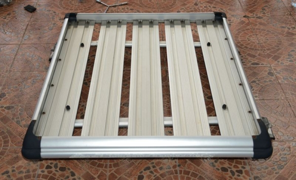 แร็คหลังคา พร้อมชุดขาจับขอบประตู