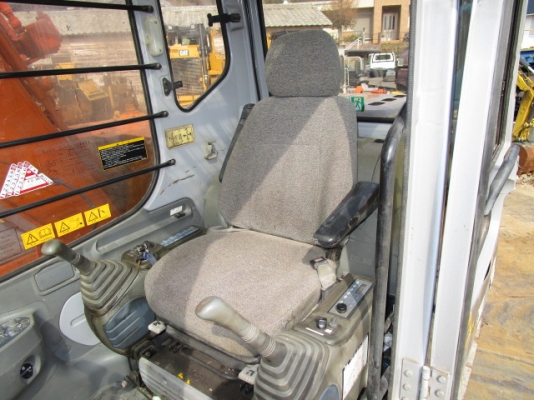 ขายHitachi ยอดนิยม 130-5K ราคาพิเศษ 1,100,000 รถญี่ปุ่น สภาพดี แทร็คยางก๊อปเหล็ก สภาพดี