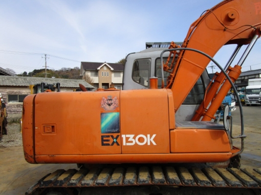 ขายHitachi ยอดนิยม 130-5K ราคาพิเศษ 1,100,000 รถญี่ปุ่น สภาพดี แทร็คยางก๊อปเหล็ก สภาพดี