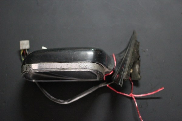 กระจกมองข้าง โตโยต้า คราว 130 - 133 TOYOTA CROWN MS 130 - 133  อะไหล่รถยนต์ มือสอง