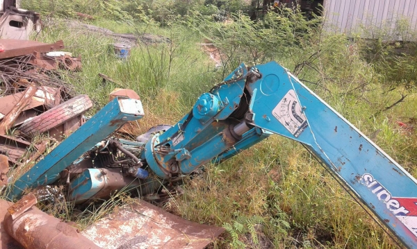 เครนติดตั้งบนรถบรรทุก เครนติดตั้งบนรถบรรทุก