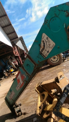 เครนติดตั้งบนรถบรรทุก เครนติดตั้งบนรถบรรทุก