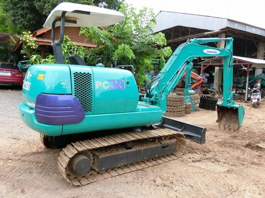 KOMATSU 30-7E <คอลโทนสั้นปั๊มนิ้ว><มีVDOให้ชม>รถเก่านอกแท้มีเอกสาร☎️ติดต่อ 085-5632278 (ราคาต่อรองได้)