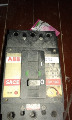 เบรคเกอร์ขนาด 100 A