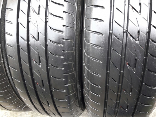 ยางBRIDGESTONE รุ่น Ecopia EP200 .175 65R15 สัปดาห์ที่39ปี2015 ลงพื้นจริงปลายปี2015 สภาพสวยมากๆ ดอกเต็มๆ90\% สียังติดอยู่ทุกเส้น