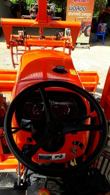 KUBOTA L 4708 SP (4WD) 2 เพลา สภาพใหม่สวยๆ ชั่วโมงใช้ งานน้อย สีเดิมทั้งคัน พร้อมชุดใบมีดดันหน้า และคีบอ้อย KUBOTA L 4708 SP (4WD) 2 เพลา สภาพใหม่สวยๆ ชั่วโมงใช้ งานน้อย สีเดิมทั้งคัน พร้อมชุดใบมีดดันหน้า และคีบอ้อย