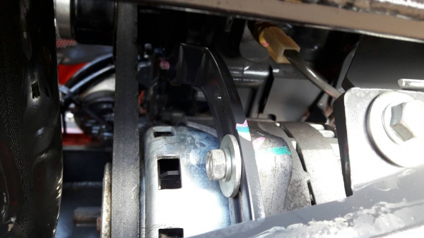 KUBOTA L 4708 SP (4WD) 2 เพลา สภาพใหม่สวยๆ ชั่วโมงใช้ งานน้อย สีเดิมทั้งคัน พร้อมชุดใบมีดดันหน้า และคีบอ้อย KUBOTA L 4708 SP (4WD) 2 เพลา สภาพใหม่สวยๆ ชั่วโมงใช้ งานน้อย สีเดิมทั้งคัน พร้อมชุดใบมีดดันหน้า และคีบอ้อย