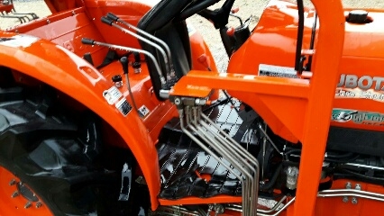 KUBOTA L 4708 SP (4WD) 2 เพลา สภาพใหม่สวยๆ ชั่วโมงใช้ งานน้อย สีเดิมทั้งคัน พร้อมชุดใบมีดดันหน้า และคีบอ้อย KUBOTA L 4708 SP (4WD) 2 เพลา สภาพใหม่สวยๆ ชั่วโมงใช้ งานน้อย สีเดิมทั้งคัน พร้อมชุดใบมีดดันหน้า และคีบอ้อย