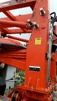 KUBOTA L 4708 SP (4WD) 2 เพลา สภาพใหม่สวยๆ ชั่วโมงใช้ งานน้อย สีเดิมทั้งคัน พร้อมชุดใบมีดดันหน้า และคีบอ้อย KUBOTA L 4708 SP (4WD) 2 เพลา สภาพใหม่สวยๆ ชั่วโมงใช้ งานน้อย สีเดิมทั้งคัน พร้อมชุดใบมีดดันหน้า และคีบอ้อย