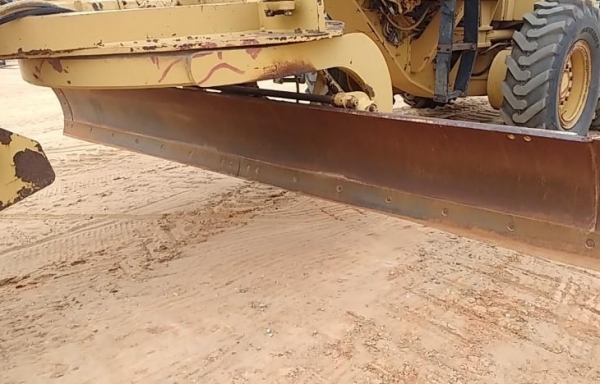 มาปลายเดือนตุลาคม 59 นี้ รถเกรดแคท CATERPILLAR 140H #2ZK0XXXX  มือสองนำเข้า สภาพสวยพร้อมใช้งาน