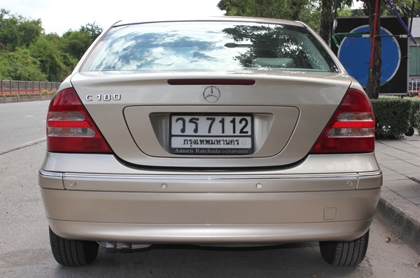 ปี 2003 BENZ C-CLASS, C180 โฉม W203 (ตาถั่ว) ปี 2003 BENZ C-CLASS, C180 โฉม W203 (ตาถั่ว)
