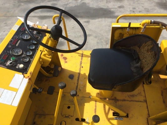 รถบดล้อยางยี่ห้อ Kanto รุ่น P20WA ผลิตและนำเข้าจากญี่ปุ่น เครื่อง Isuzu 6BG1