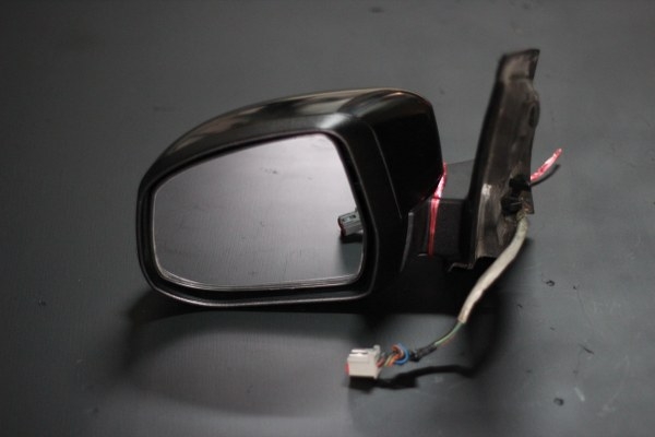 กระจกมองข้าง  ฟอร์ด โฟกัส  FORD FOCUS ปี 2010 อะไหล่รถยนต์ มือสอง