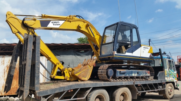 ขายด่วนรถแม็คโครKOBELCOSK100MARK///มาร์ทีชั่วโม่งทำงานน้อยแค่4,941ชั่วโม่งรถนอกนำเข้ายังไม่เคยใช้งานในเมืองไทยเลย