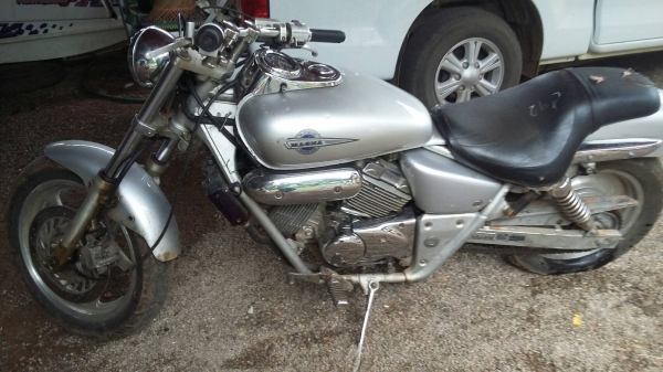 Honda Magna 250