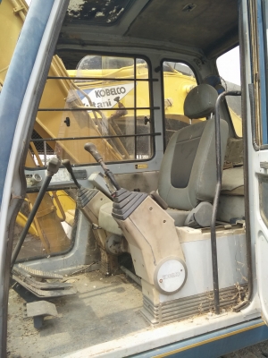 ลดราคากันสุดๆรถขุดสภาพดี KOBELCO SK120 เก่านอกแท้ รถใช้งานได้ปกติ มาชมมาลองรถก่อนได้ครับ