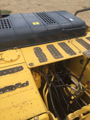 Komatsu 200รุ่น8 เอกสารอินวอย. รถสวยมากๆ ทุกอย่างเตม.