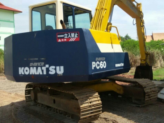 รถแบคโฮ KOMATSU PC60-6Z รถเก่าญี่ปุ่น ไม่เคยใช้งานในไทย เอวแน่น
