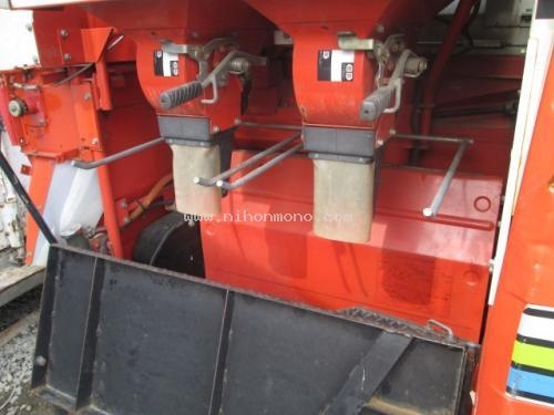 ขาย รถเกี่ยวข้าวนั่งขับ  MITSUBISHI  MC20 รหัสสินค้า 80904348 ดูสินค้าที่ www.nihonmono.com