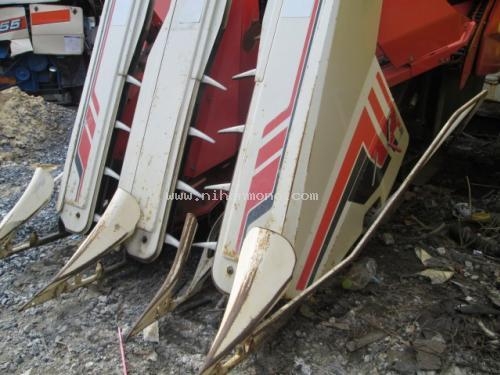 ขาย รถเกี่ยวข้าวนั่งขับ  MITSUBISHI  MC20 รหัสสินค้า 80904348 ดูสินค้าที่ www.nihonmono.com