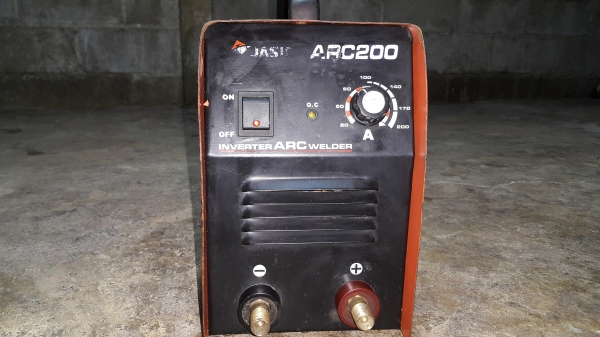 ขายตู้ดชื่อม jasic arc200 สภาพดี(ขอบคุณ พี่บุญเลียง จากร้อยเอ็ด)