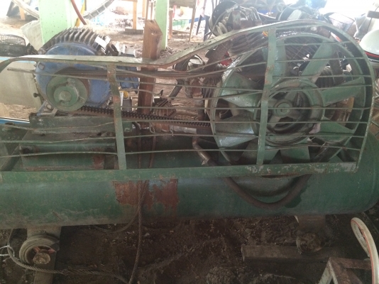 ขายปั๊มลมครับ ขายปั๊มลมครับ