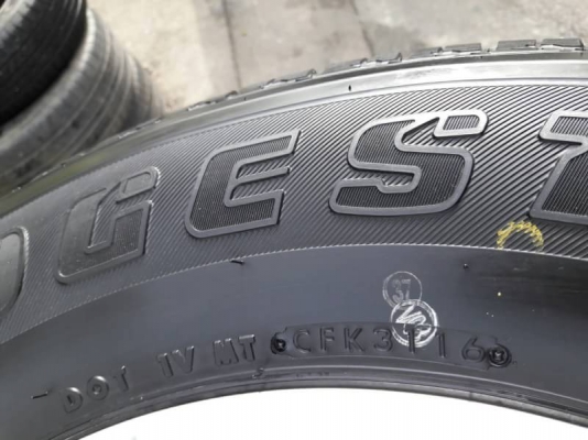 ยางbridgestone 245/70/16 ปี16 ชุดล่ะ15,000