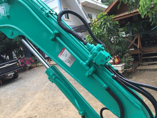 KOMATSU PC 30-7 ,ปั้มนิ้ว,คอนโทนสั้นน้ำมัน,โซ่ใหม่.   มีไลน์หัวกระแทกนำเข้าจากญี่ปุ่นแท้เอกสารอินวอย