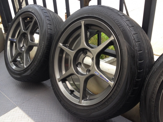 ล้อp1ขอบ15กว้าง7te35สะภาพดีสีสวยไม่คดไม่ดุ้งพร้อมยาง195/50/r15ปี13ดอกดีใช้ยาวๆ ล้อp1ขอบ15กว้าง7te35สะภาพดีสีสวยไม่คดไม่ดุ้งพร้อมยาง195/50/r15ปี13ดอกดีใช้ยาวๆ