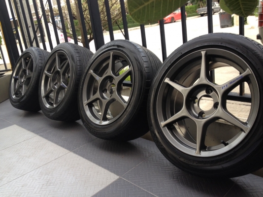 ล้อp1ขอบ15กว้าง7te35สะภาพดีสีสวยไม่คดไม่ดุ้งพร้อมยาง195/50/r15ปี13ดอกดีใช้ยาวๆ ล้อp1ขอบ15กว้าง7te35สะภาพดีสีสวยไม่คดไม่ดุ้งพร้อมยาง195/50/r15ปี13ดอกดีใช้ยาวๆ