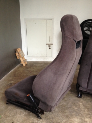 เบาะ200นวมแน่นพร้อมรางสะภาพดีตามรูป เบาะ200นวมแน่นพร้อมรางสะภาพดีตามรูป