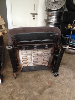 เบาะ200นวมแน่นพร้อมรางสะภาพดีตามรูป เบาะ200นวมแน่นพร้อมรางสะภาพดีตามรูป