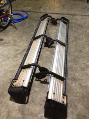 บรรไดข้าง pajaro โชกุน เดิมๆสะภาพดีไม่มีบุบพร้อมใช้