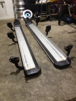 บรรไดข้าง pajaro โชกุน เดิมๆสะภาพดีไม่มีบุบพร้อมใช้