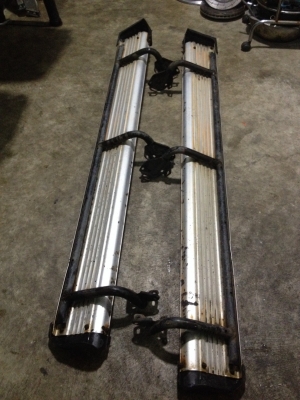 บรรไดข้าง pajaro โชกุน เดิมๆสะภาพดีไม่มีบุบพร้อมใช้