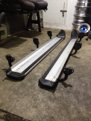 บรรไดข้าง pajaro โชกุน เดิมๆสะภาพดีไม่มีบุบพร้อมใช้