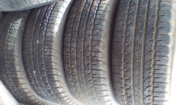 ยางBf Goodrich 205/70/15ปี3115 M+S ใช้ไม่ถึง 1000โล ไร้ตำหนิ 5500บ.