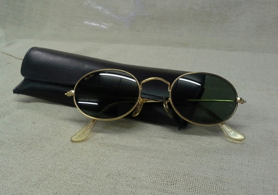แว่นตาอเมริกันวินเทจยุค &#039;80s  Vintage B&amp;L Ray-Ban USA