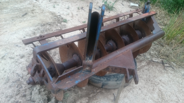 ขายผาน 6*20 ใส่กับรถ 28-36 แรง ใบเต็ม โครงสวยพร้อมใช้งาน ขายผาน 6*20 ใส่กับรถ 28-36 แรง ใบเต็ม โครงสวยพร้อมใช้งาน