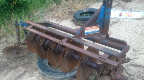 ขายผาน 6*20 ใส่กับรถ 28-36 แรง ใบเต็ม โครงสวยพร้อมใช้งาน