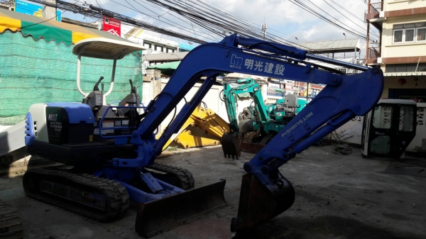 ขายค่ะ..MITSUBISHI  MM35T  มาใหม่เก่าญี่ปุ่นแท้.....1, XXX  ชั่วโมง....เครื่องปั๊มดี...ระบบคล่อง...ไฟฟ้าครบ...โทร089-3818694 ดวงนภา