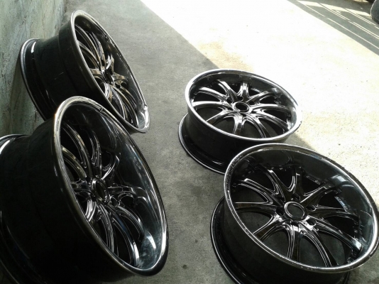 ขอบ22นิ้ว6รู สวยๆ ชุดนี้ ลดราคาเหลือ 8900 บาท ขอบ22นิ้ว6รู สวยๆ ชุดนี้ ลดราคาเหลือ 8900 บาท