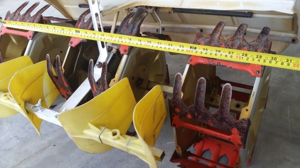 เครื่องกำจัดวัชพืชในร่องข้าว 3 แถว เก่าญี่ปุ่น สภาพสวย เครื่องพร้อมใช้งาน