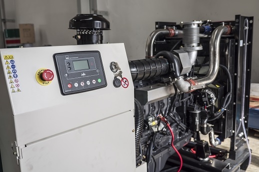 เครื่องปั่นไฟ 110KVA/88KW 3เฟส รับประกันสินค้า 2ปี มีสินค้าพร้อมส่ง เครื่องปั่นไฟ 110KVA/88KW 3เฟส รับประกันสินค้า 2ปี มีสินค้าพร้อมส่ง