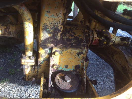 ขายรถตักล้อยาง KOMATSU WA350-1  รถนอกนำเข้าจากต่างประเทศ สภาพสวย พร้อมใช้ สนใจติดต่อ 081-9485494