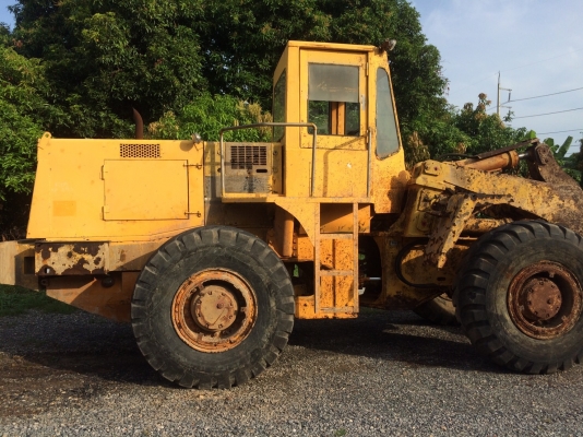 ขายรถตักล้อยาง KOMATSU WA350-1  รถนอกนำเข้าจากต่างประเทศ สภาพสวย พร้อมใช้ สนใจติดต่อ 081-9485494