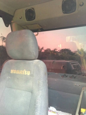 ขาย 1,450,000 KOMATSU   PC200-8 ทำงาน 11,&times;&times;&times;  ชั่วโมง เครื่องดี ปั๊มแรง ไฟฟ้าครบ เอกสารเล่ม รถสวยพร้อมใช้   รถอยู่ จ.สกลนคร  090-772-3710 090-772-3708